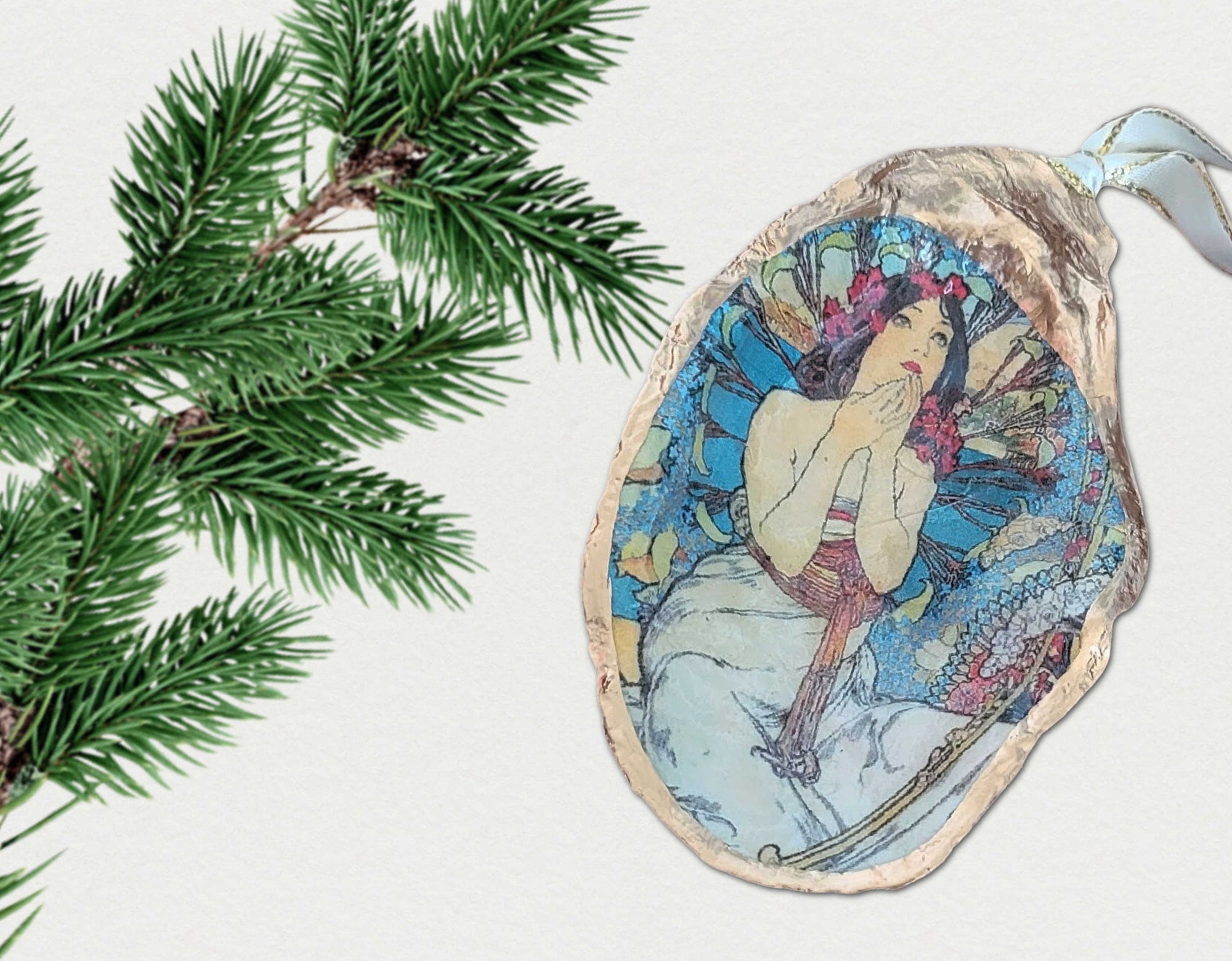 Alphonse Mucha Monaco • Oyster Shell