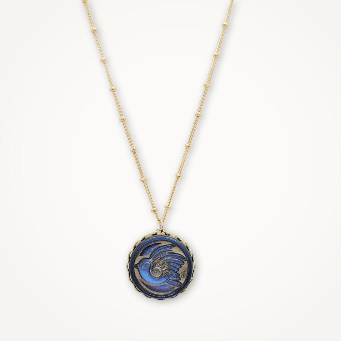 Vintage Button Necklace • Bird