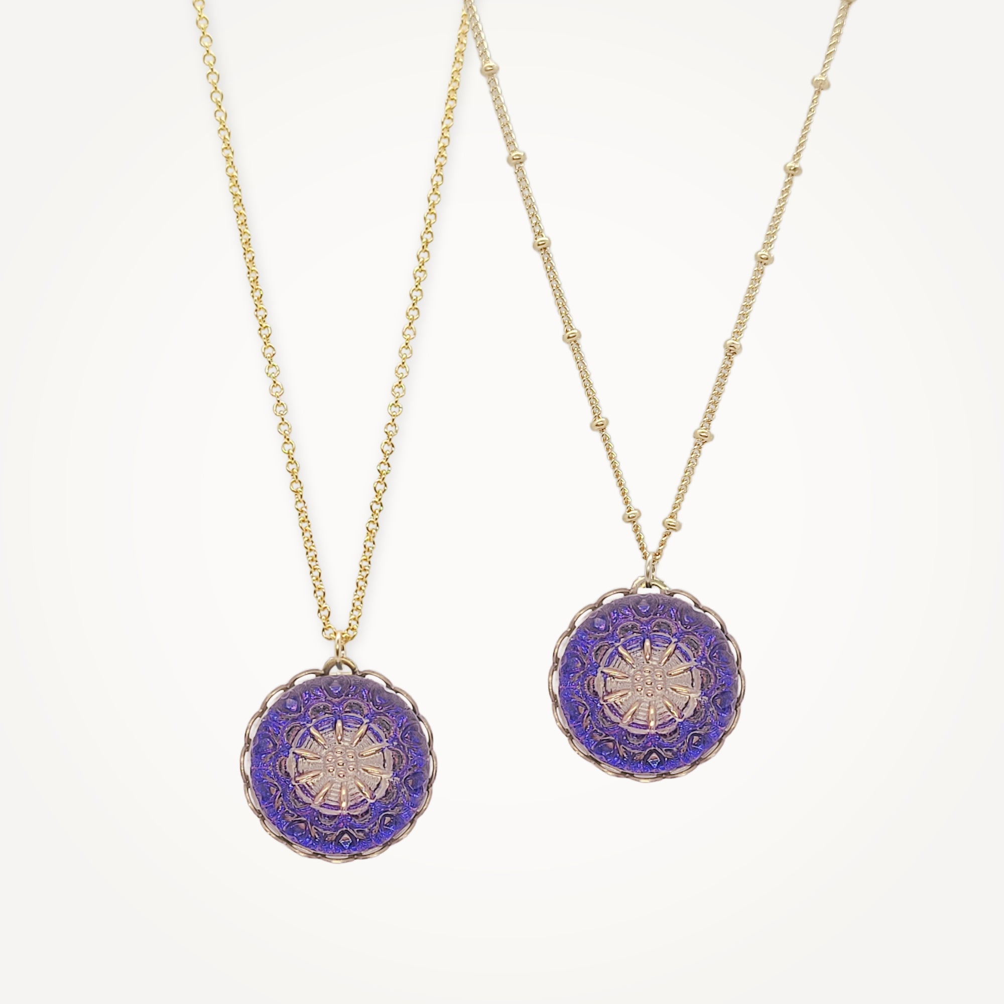 Vintage Button Necklace • Dahlia