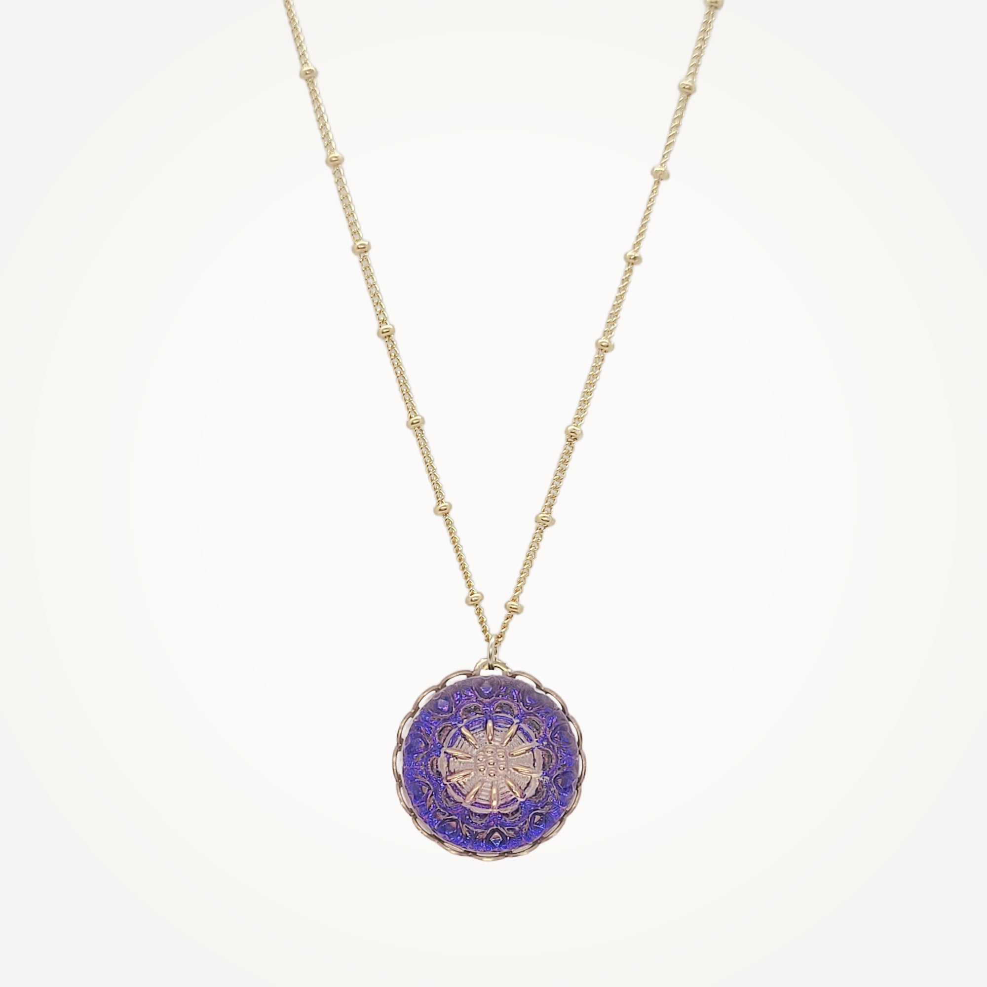 Vintage Button Necklace • Dahlia