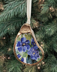 Forget-Me-Not Floral Ornament • Oyster Shell