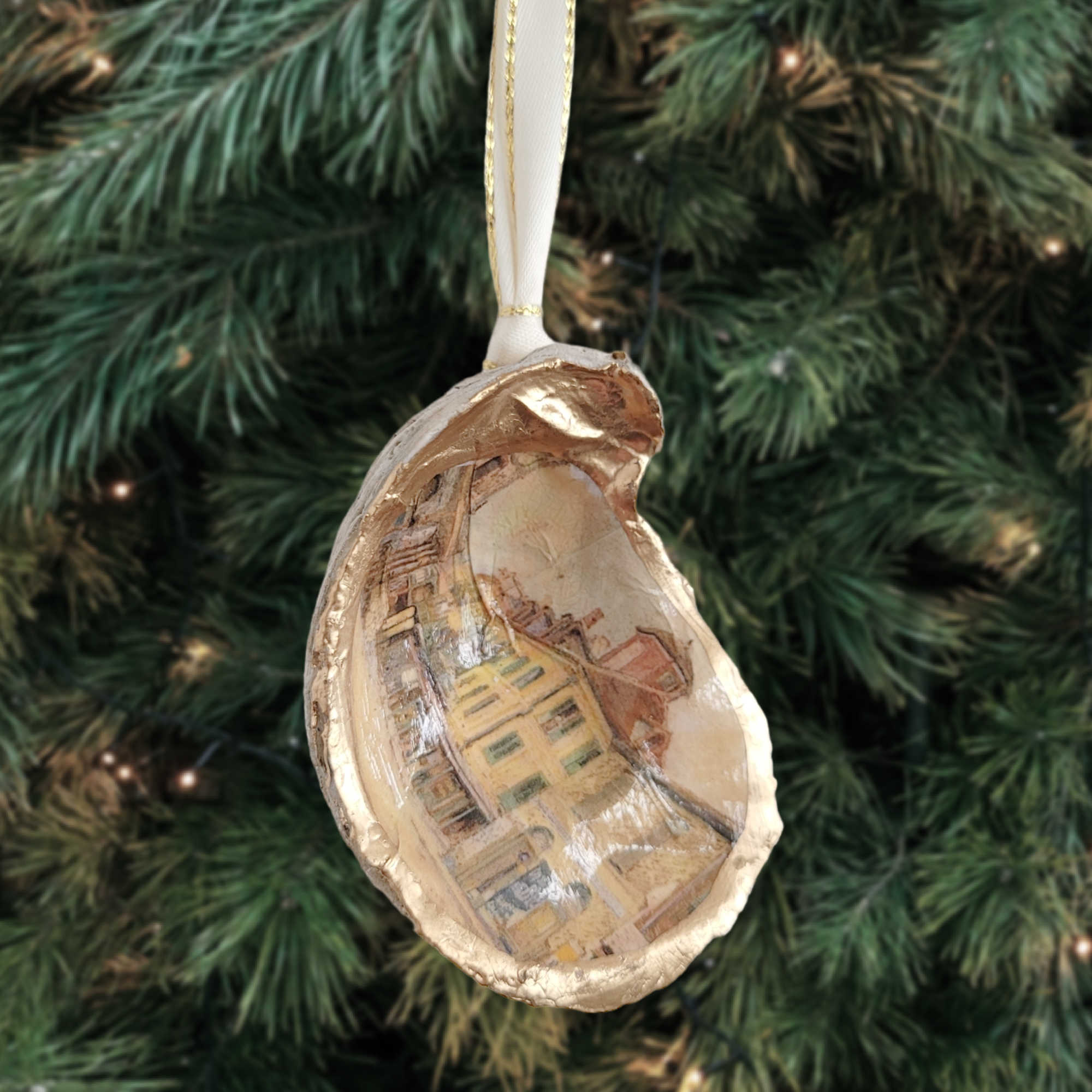 Napoleon House Ornament • Oyster Shell