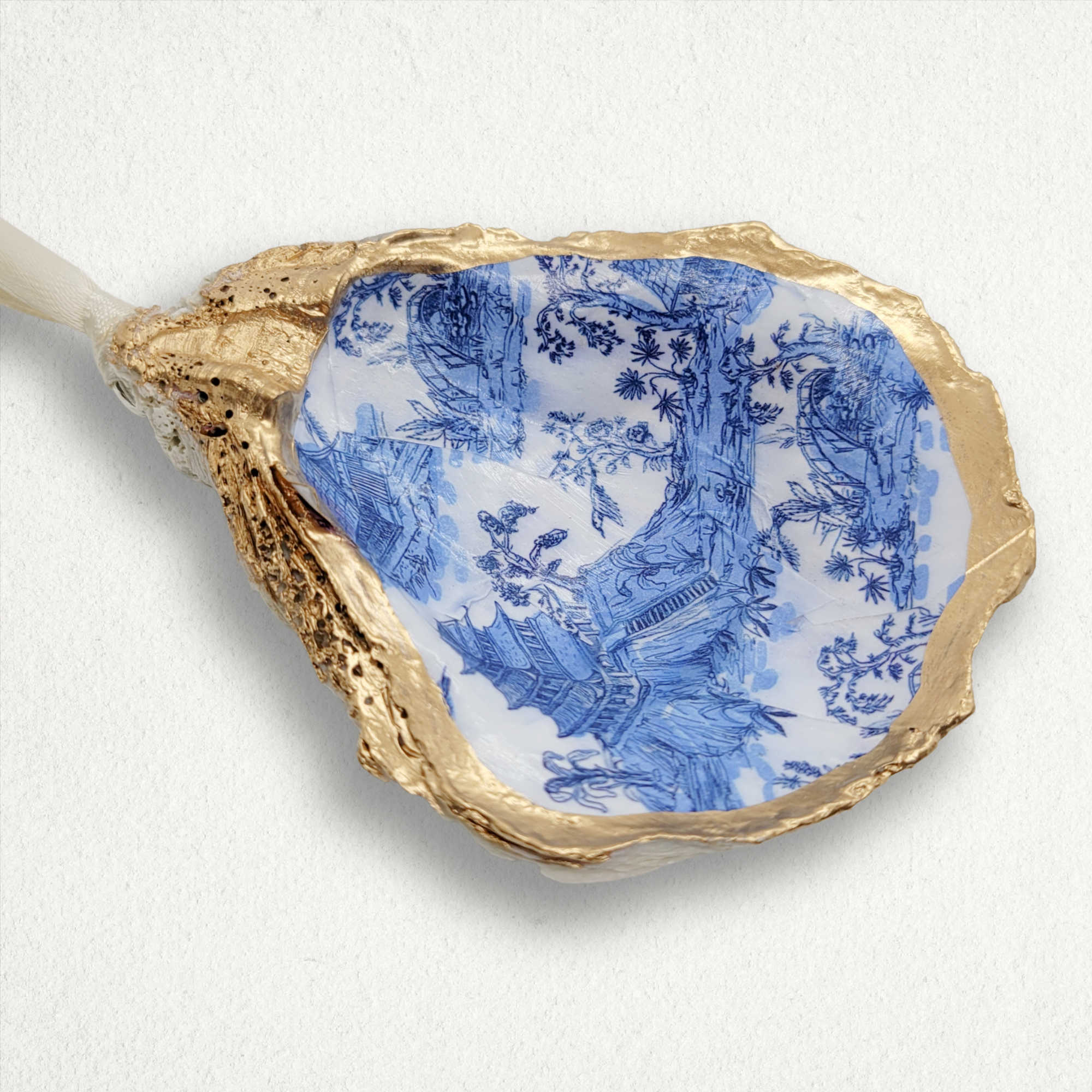 Pagoda Chinoiserie Ornament • Oyster Shell