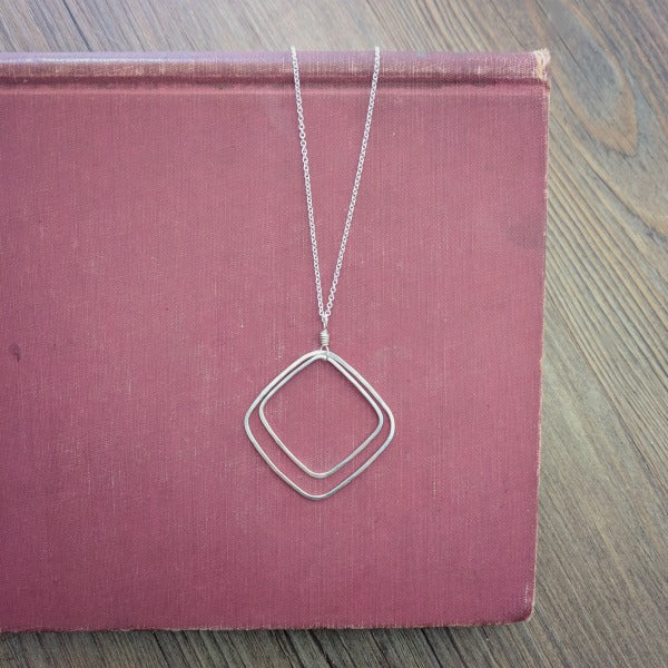 Hoop Necklace • Apogee