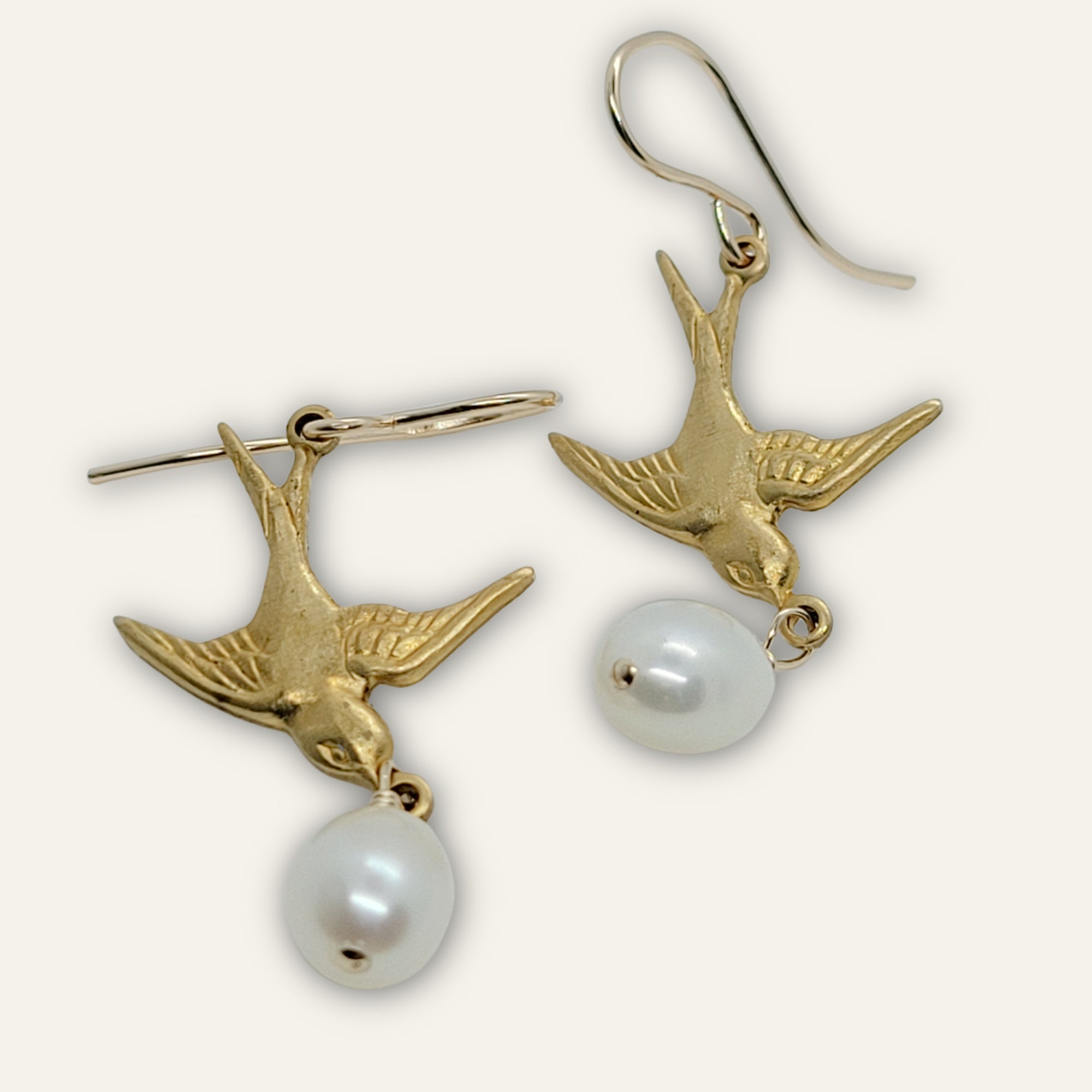 Little Bird Earrings • Pearl