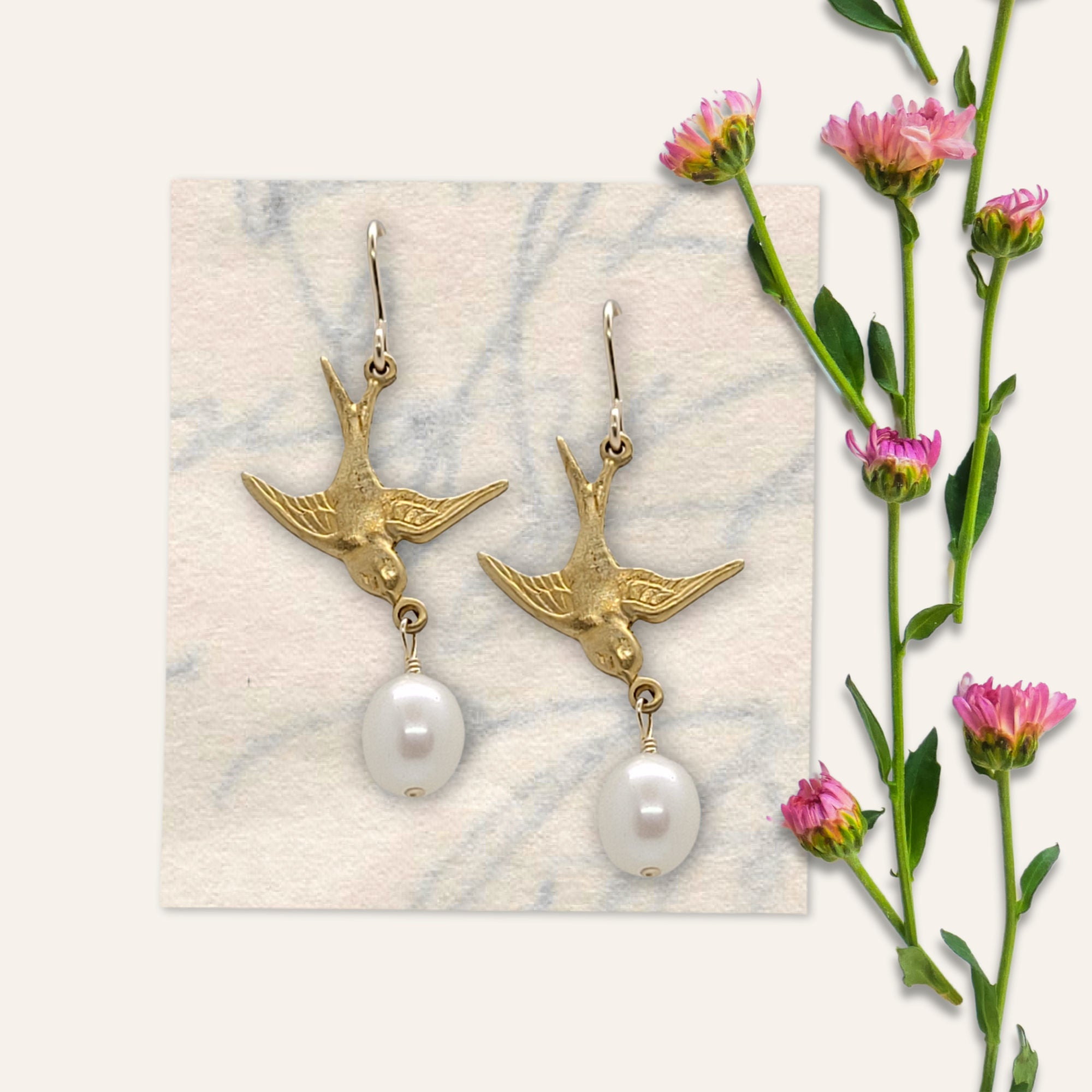 Little Bird Earrings • Pearl