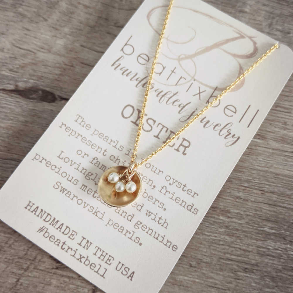 Oyster Necklace • Gold