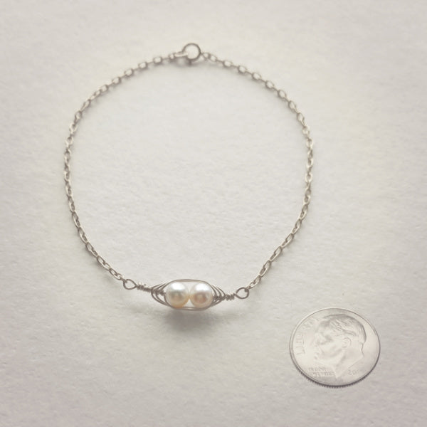 Petite Silver Peapod Bracelet • 1,2,3,4 or 5 pearls