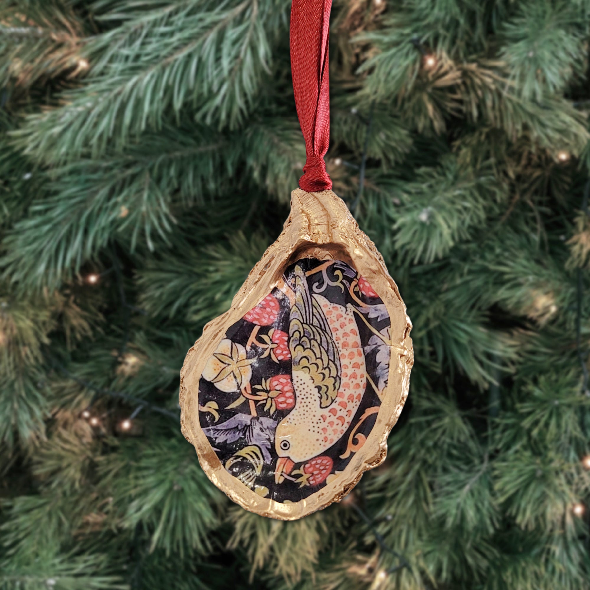 William Morris Strawberry Thief • Oyster Shell Ornament