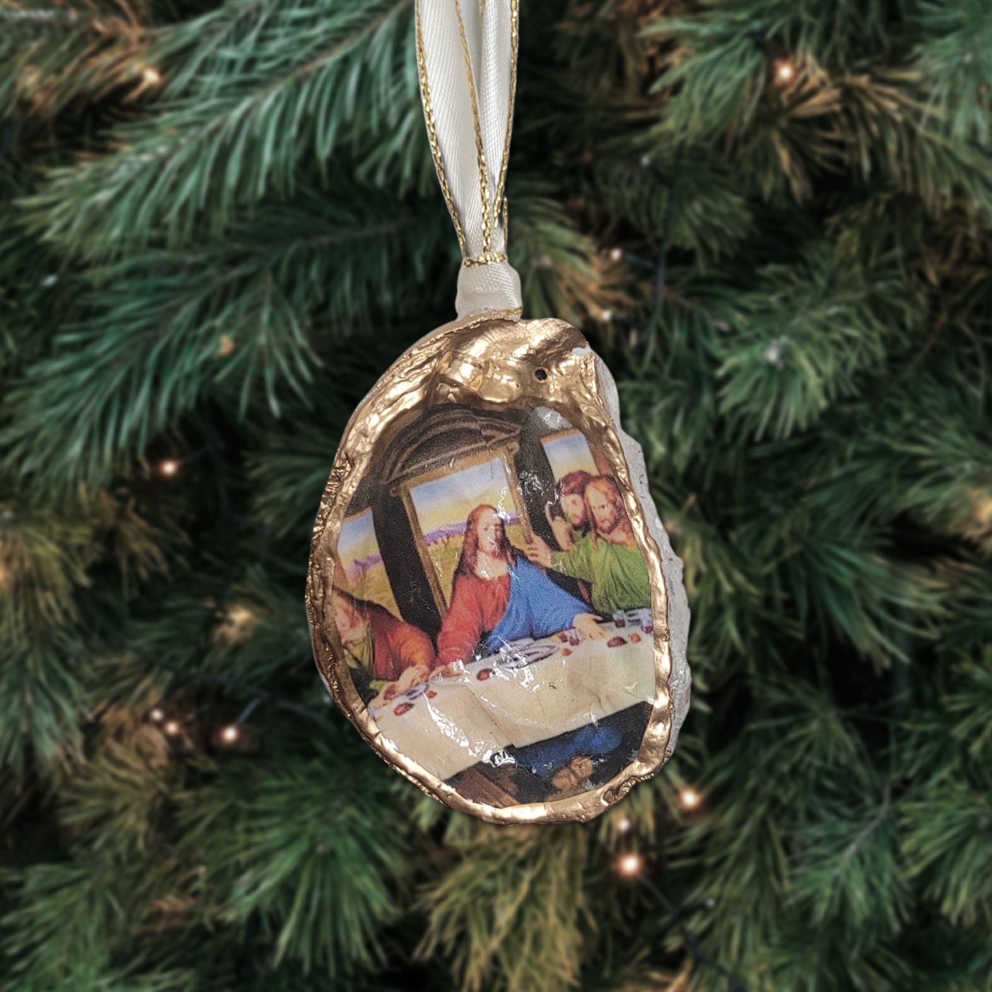 The Last Supper Ornament • Oyster Shell