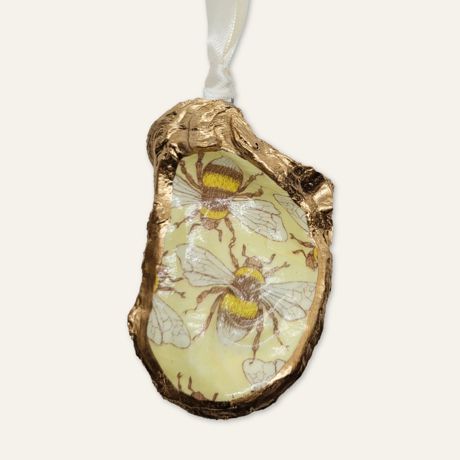 Bumble Bee Ornament • Oyster Shell