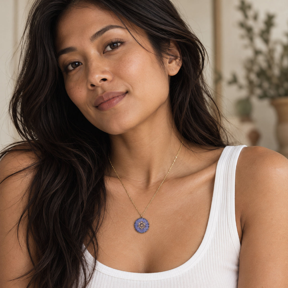 Vintage Button Necklace • Lily