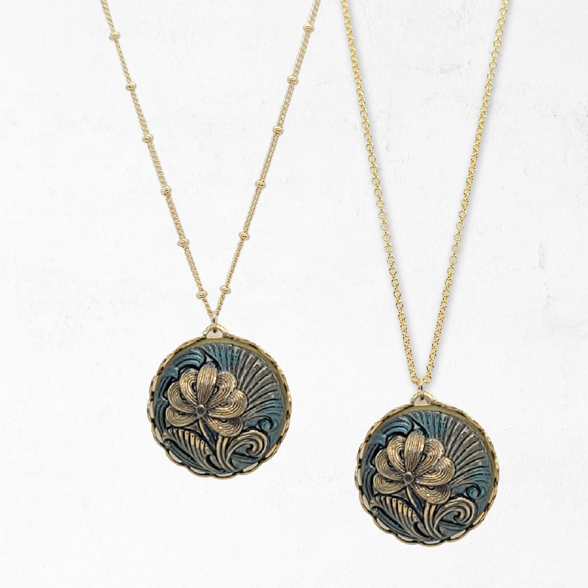 Vintage Button Necklace • Gladiola