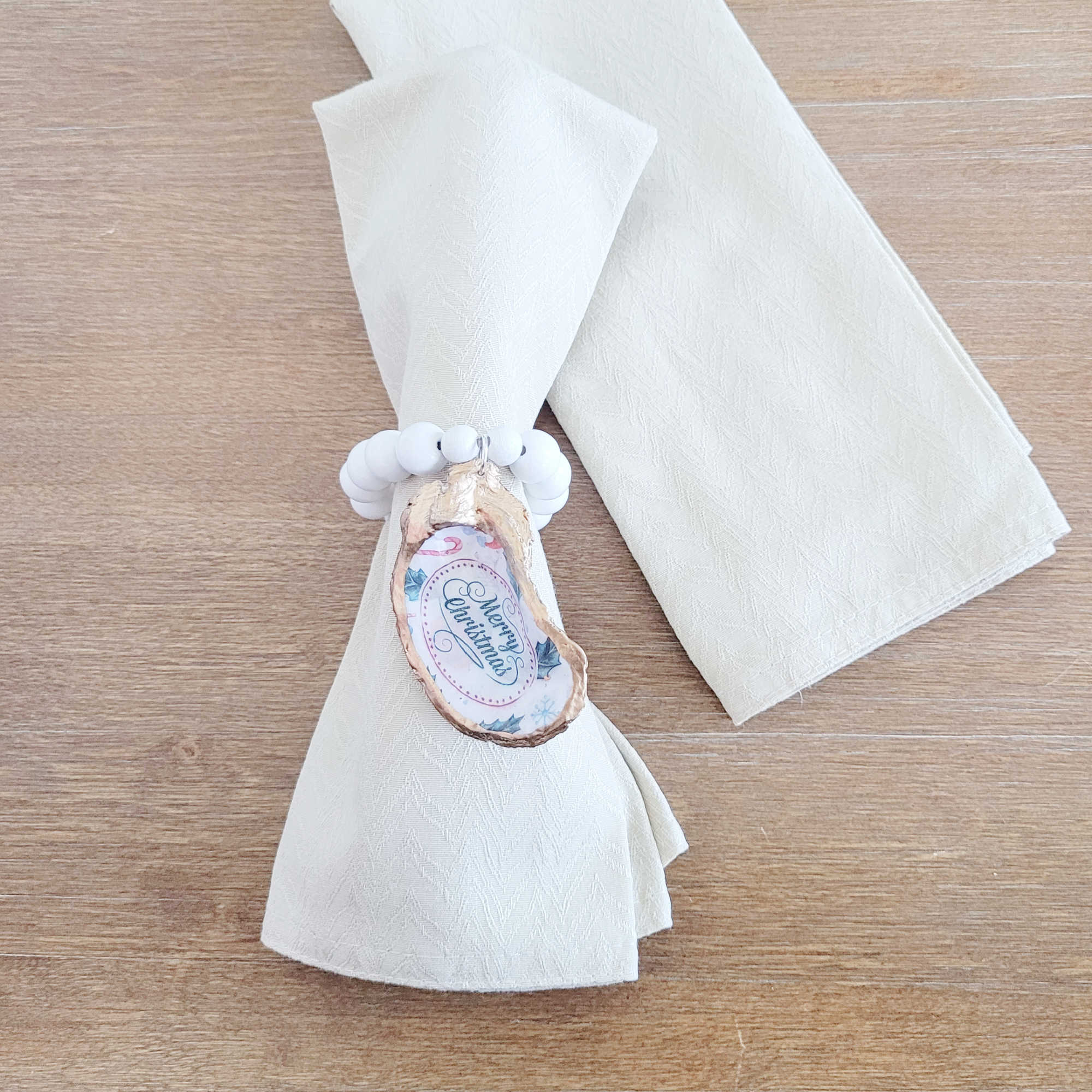 Merry Christmas Oyster Shell • Wine Bottle Charm or Napkin Ring