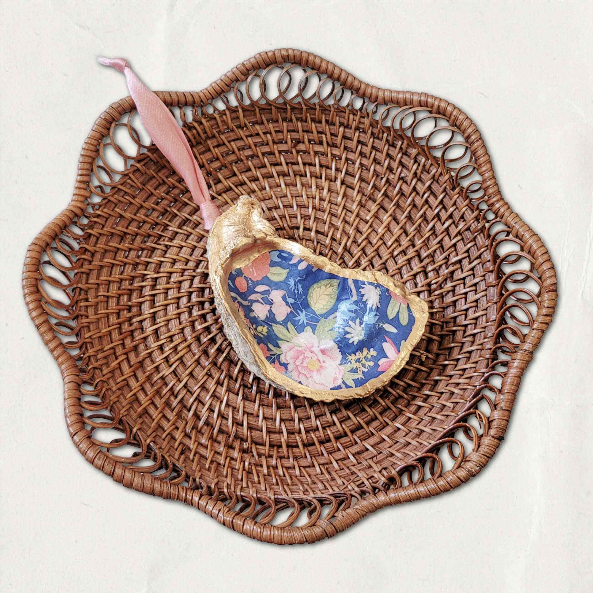 Vintage Floral Pattern Ornament • Oyster Shell