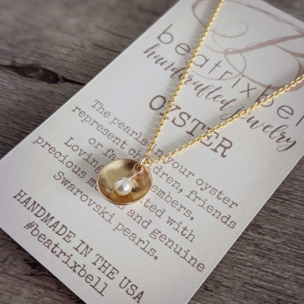 Oyster Necklace • Gold