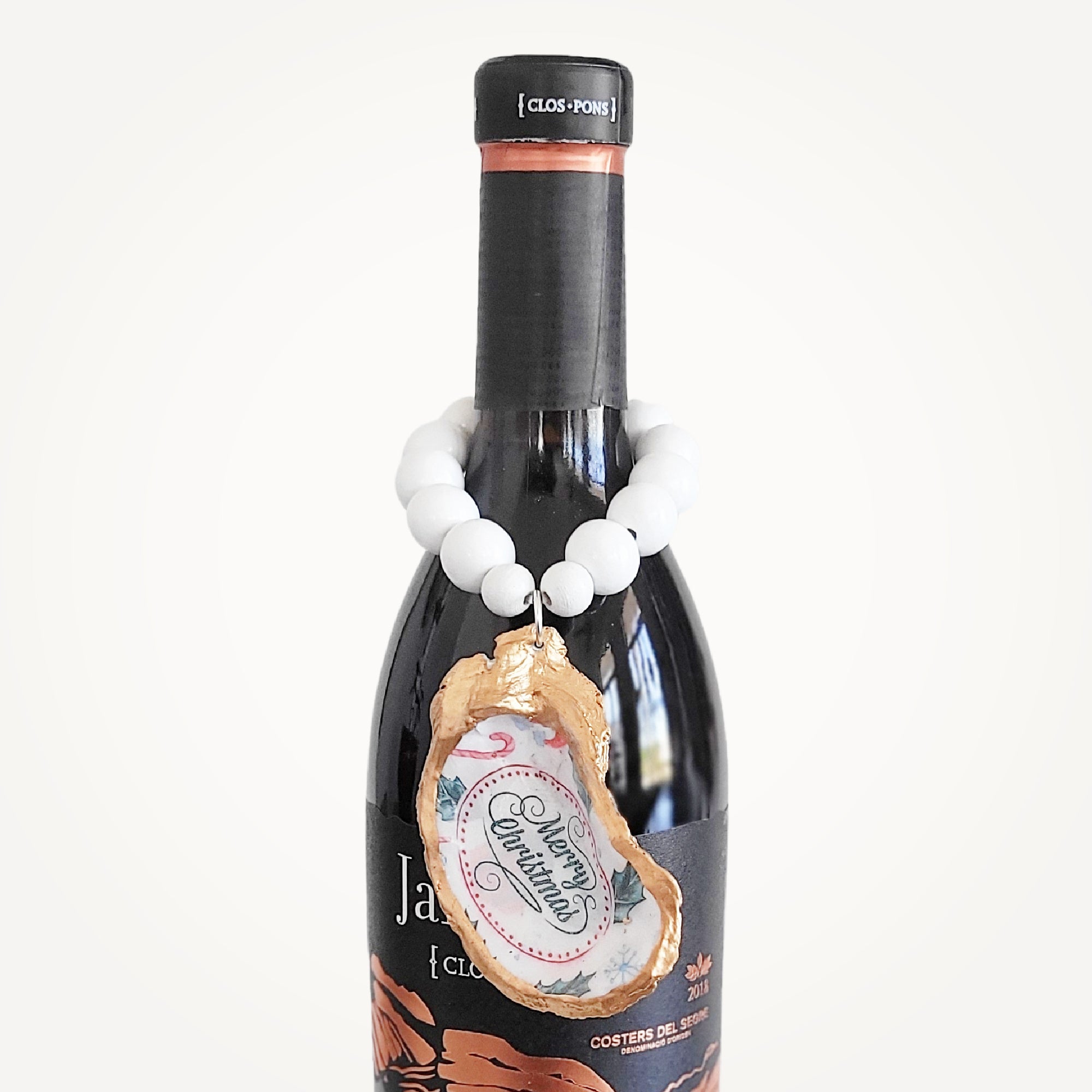 Merry Christmas Oyster Shell • Wine Bottle Charm or Napkin Ring