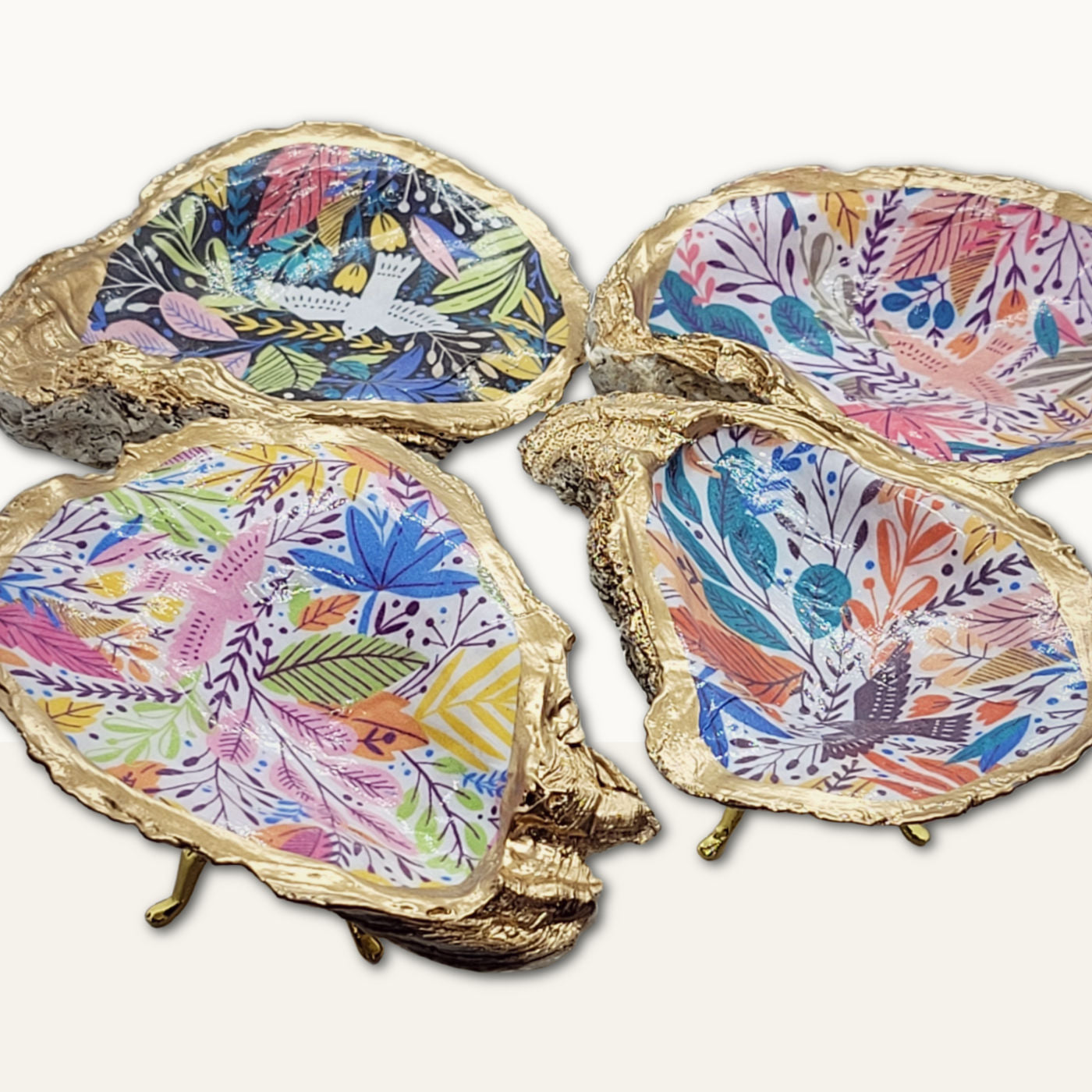 Joyful Jungle Pedestal Ring Dish • Oyster Shell