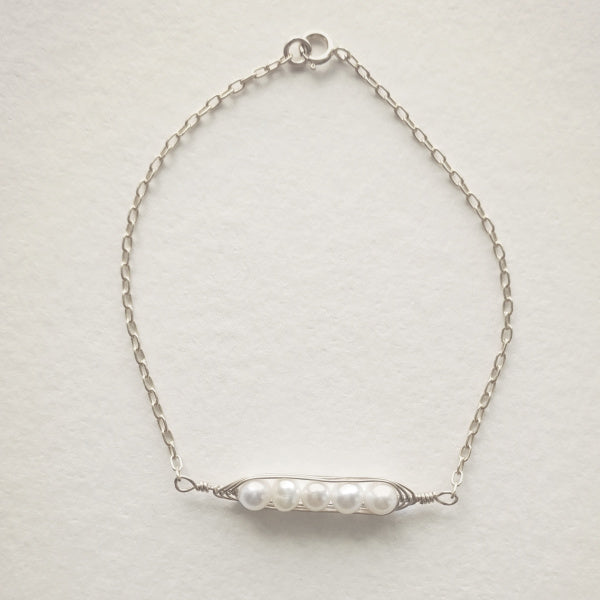 Petite Silver Peapod Bracelet • 1,2,3,4 or 5 pearls